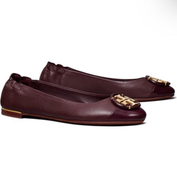 🔥🔥TORY BURCH Logo medallion Cap Toe Ballet Flat